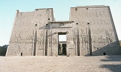 Edfu.jpg